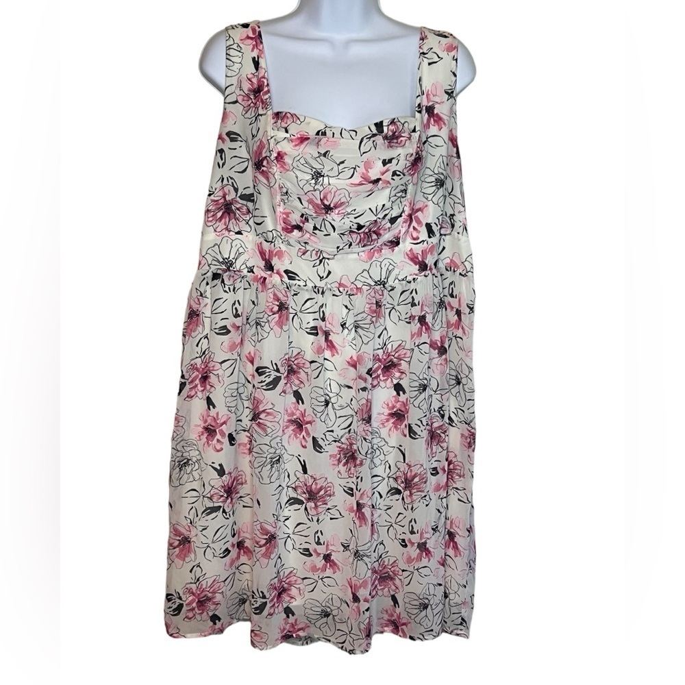 Torrid White And Floral Dress Size 16